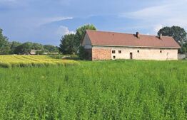 Casă cu teren de 7.020 mp în Lunca Câlnicului – oportunitate excelentă 