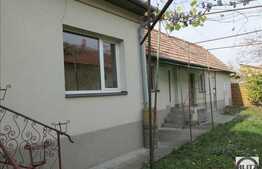 Vanzare casa individuala, 110 mp, 558 mp teren, zona linistita