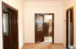 Vanzare casa, 300 mp, 2400 teren, front 13,5 ml, zona linistita