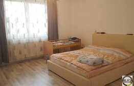 Casa de vanzare, 150 mp utili, teren 500 mp, zona de case