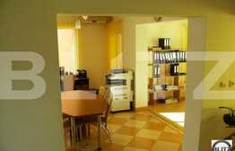 Casa excelenta cu 8 camere, pentru sediu de firma!