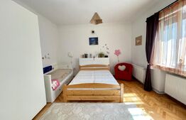 Apartament in vila cu gradina propie de 139 mp - Andrei Muresanu, Piata Engels