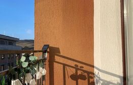 Apartament 2 camere, semidecomandat, zona Florilor-balcon