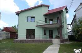 2 Case de vanzare impreuna, 200 mp cu teren de 750 mp, imobil nou 2007, Zorilor