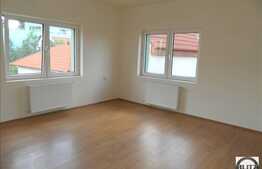 2 Case de vanzare impreuna, 200 mp cu teren de 750 mp, imobil nou 2007, Zorilor