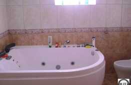 O Vila Superba Din Zorilor Potrivita Pentru Locuit Sau Sediu De Firma !