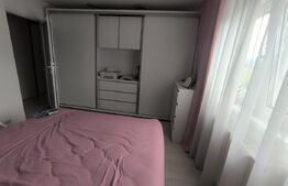 Apartament cu 2 camere, 2 parcari, curte+foisor
