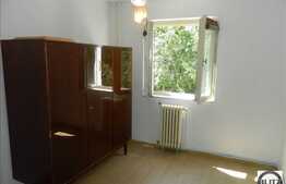 3 camere de vanzare 70 mp utili, etaj intermediar. Boxa la subsol inclusa!