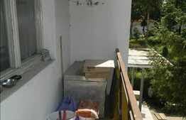 3 camere de vanzare 70 mp utili, etaj intermediar. Boxa la subsol inclusa!