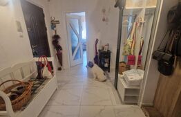 Apartament 4 camere lux Codlea, etaj intermediar, mobilat, parcare si pivnita