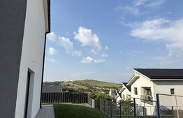 Duplex Premium de vanzare, la doar 5 min de mers pana la Mega Image Dezmir!