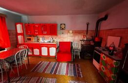 Casă tradițională, teren 2.043 mp zona Aghiresu