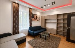 Apartament 3 camere, 95 mp, decomandat, cu curte, Andrei Muresanu