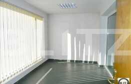 Casa cu 10 camere, suprafata utila este de  380 mp + teren 400 mp utili