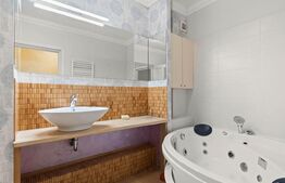 Apartament, 66 mp, mobilat utilat, terasa 11 mp, zona Centrala
