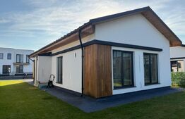 Casa individuala de închiriat in zona Emerson, 90 mp, curtea 355 mp 