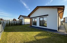 Casa individuala de închiriat in zona Emerson, 90 mp, curtea 355 mp 