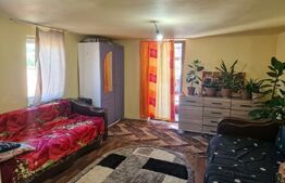 Casa locuibila 74 mp ,cu gradina de 1000mp, Cara