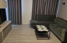 Apartament 3 camere , decomandat , semicentral in zona Paris, parcare