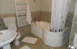 Casa individuala, 327 mp utili cu 600 teren, gradina cu pomi fructiferi!