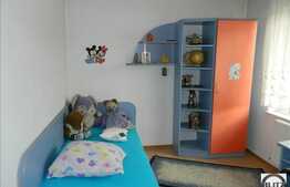 Casa individuala, 327 mp utili cu 600 teren, gradina cu pomi fructiferi!