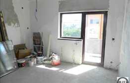 Vanzare casa cu 4 apartamente, 610 mp utili, teren 398 mp, recent renovata