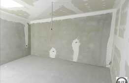 Vanzare casa cu 4 apartamente, 610 mp utili, teren 398 mp, recent renovata