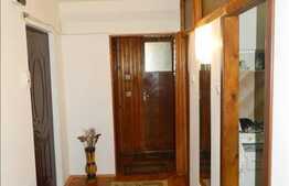 De vanzare apartament cu 2 camere, 52 mp in zona Interservisan