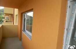 2 camere de vanzare, semifinisat 37 mp utili + 8 mp balcon! Zona Polus!