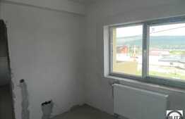 2 camere de vanzare, semifinisat 37 mp utili + 8 mp balcon! Zona Polus!