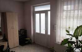 Casa de vanzare, 330 mp, cu teren de 330 mp si front la strada de 13 ml, Zorilor