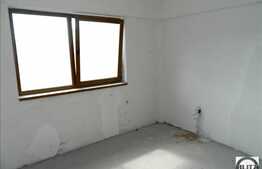De vanzare 3 camere,  semifinisat, cu loc de parcare in CF! Zona Polus