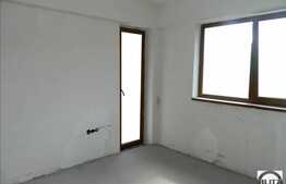 De vanzare 3 camere,  semifinisat, cu loc de parcare in CF! Zona Polus