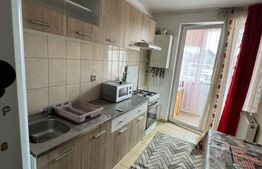 Apartament o cameră,  40 mp, decomandat, zona Porii
