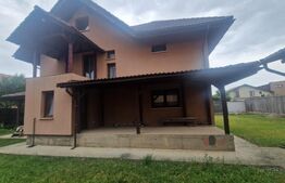 Casa P+1 , 4 camere, garaj,  beci, zona Tarlungeni -centrala pe gaz