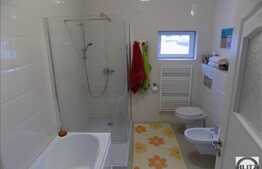 Casa individuala, 170 mp, 750 mp teren, zona linistita de case si vile