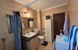 Apartament decomandat cu terasă și parcare, 2 camere, zona de case, Florilor!