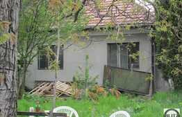 Vanzare casa cuplata, 76 mp utili, 399 mp teren