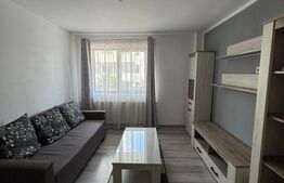 Apartament 2 camere, decomandat, loc de parcare