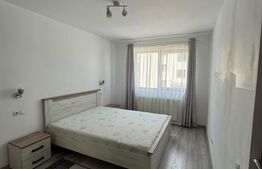 Apartament 2 camere, decomandat, loc de parcare