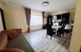Duplex cochet de vânzare în Sânpetru | Curte amenajată | Foisor