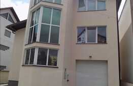 Casa de vanzare 300 mp utili, teren 700 mp, imobil nou, zona exclusiv de case!