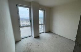 Apartament semidecomandat, 66 mp, 2 bai, terasa 21 mp, garaj, zona Vivo