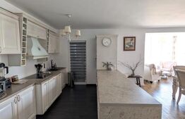 Penthouse cu 4 camere, 165 mp, terasa de 150 mp, 2 parcari, zona Stejarului