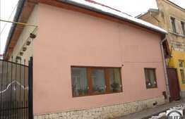 Casa in zona Ultracentrala, ideala pentru investitie!