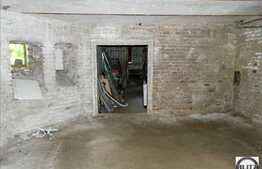 Casa ultracentrala, la 3 minute de Piata Unirii, Demisol + Parter, 366 mp