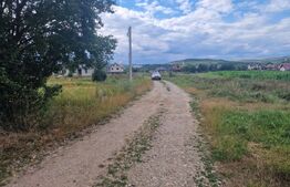 Teren intravilan generos, de 4.300 mp, în Com. Iclod 