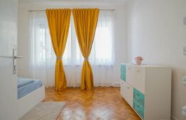 Apartament in vila , 3 camere Zona Centrala cu pivnita , baie ,balcon mare 
