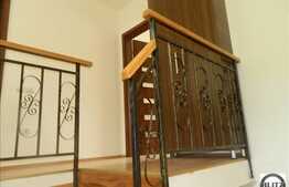 Vanzare 2 camere, 68 mp plus terasa inchisa 8 mp, balcon 4 mp, garaj!Zona Polus