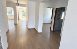 Casă individuală pe parter de vânzare, 122 mp + 500 mp teren, Brasov